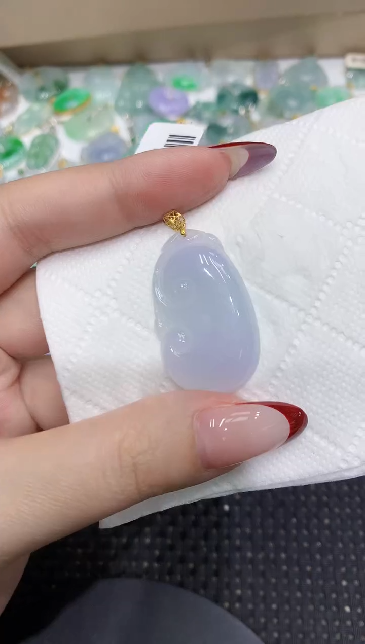 颈饰18K金镶嵌翡翠1111111111