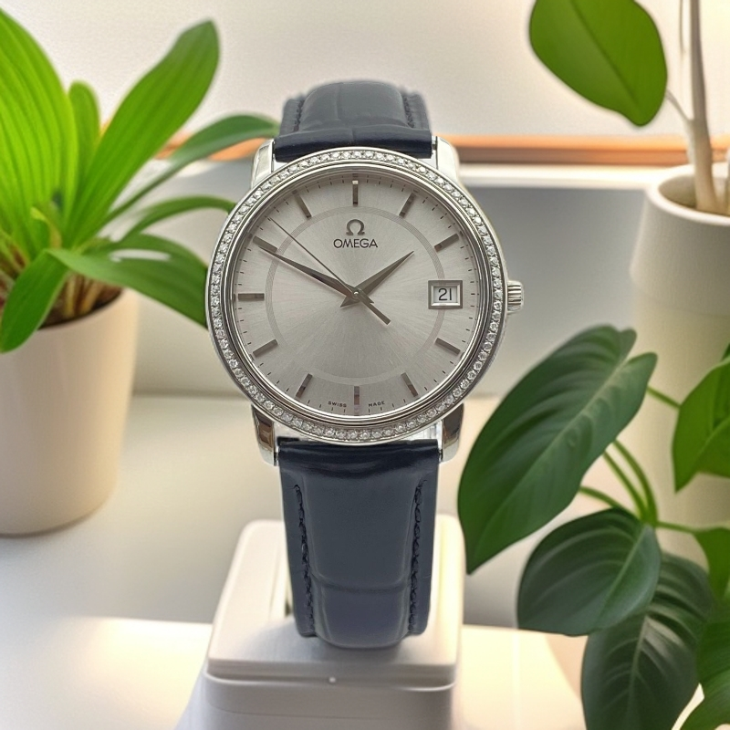 95新 Omega/欧米茄 碟飞系列/32MM/石英/后镶钻