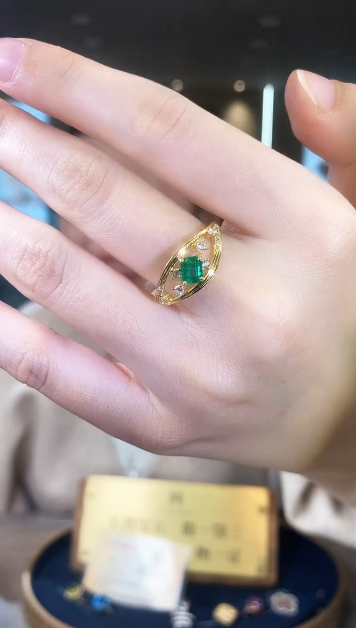 【闪购商品】祖母绿戒指银S925镶嵌01