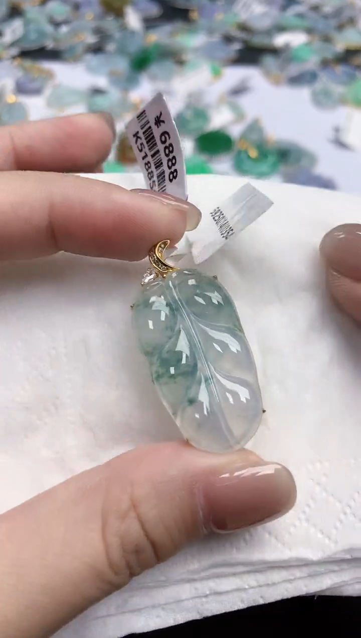 【闪购商品】翡翠颈饰18K金镶嵌天然缅甸翡翠A货