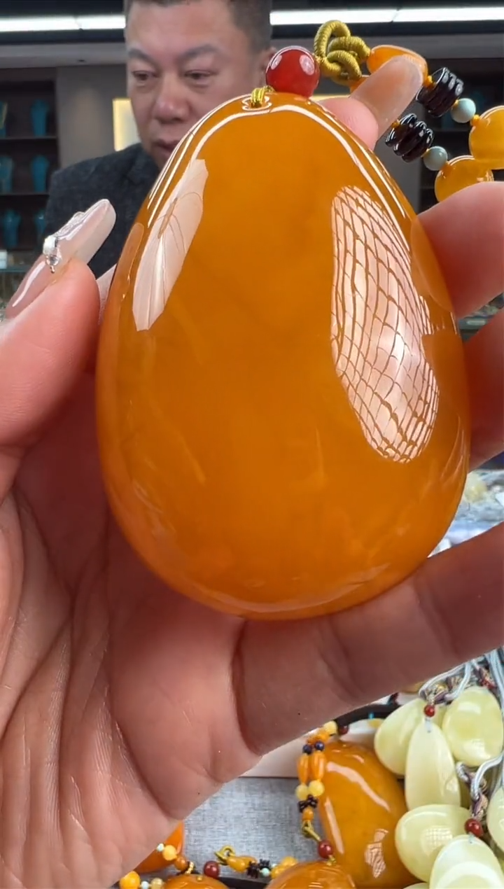 【闪购商品】琥珀颈饰未镶嵌16秒拍号