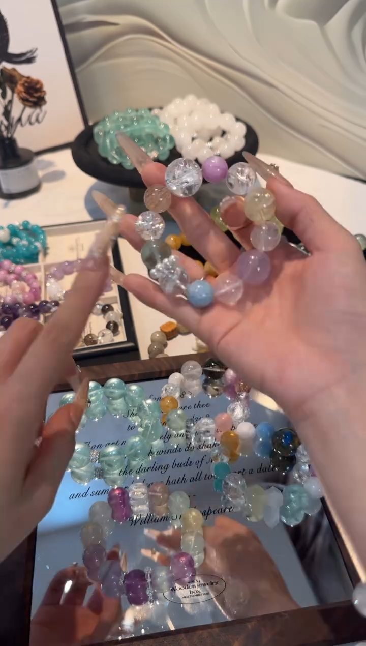 水晶手串未镶嵌多宝1