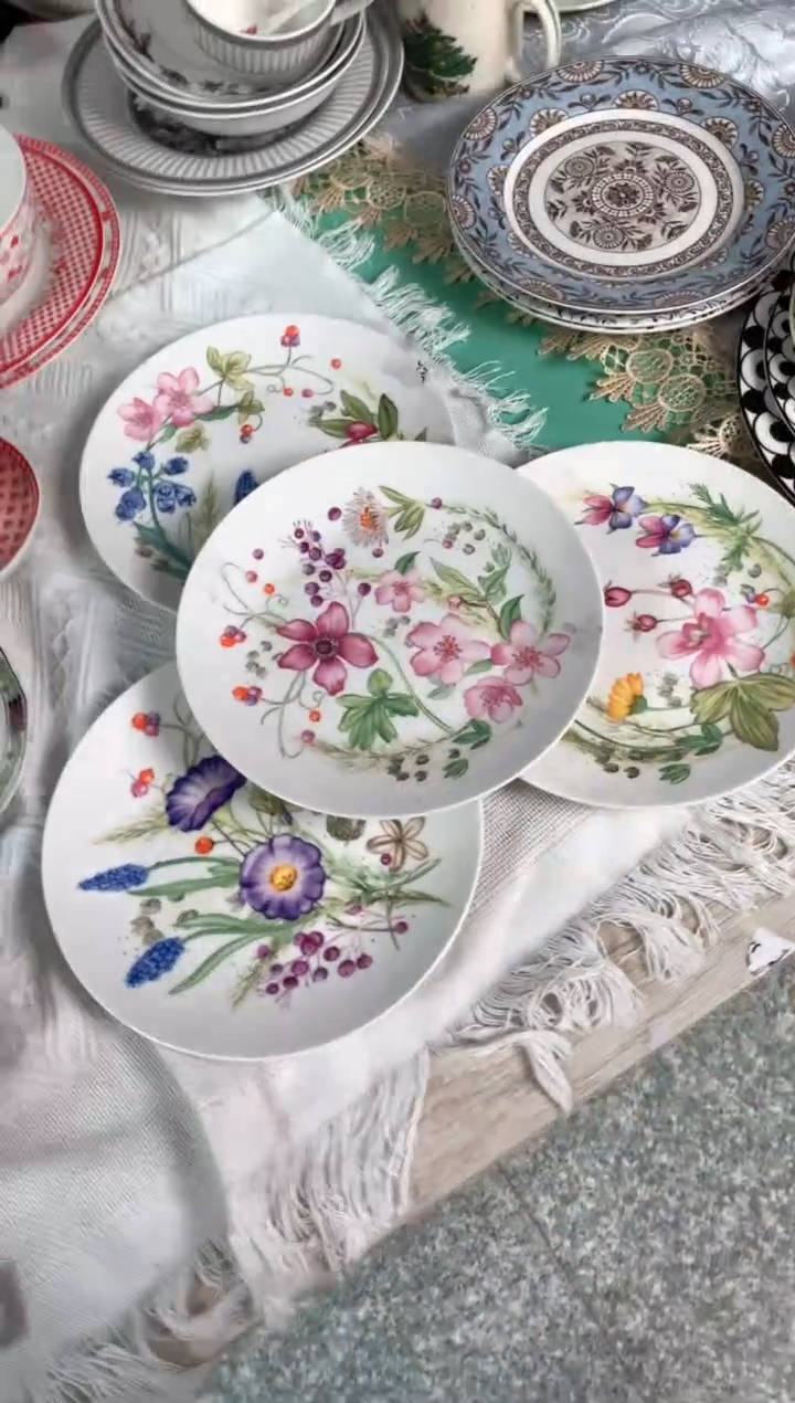 【闪购商品】瓷片陶瓷原单CC463餐具4个8寸+礼盒