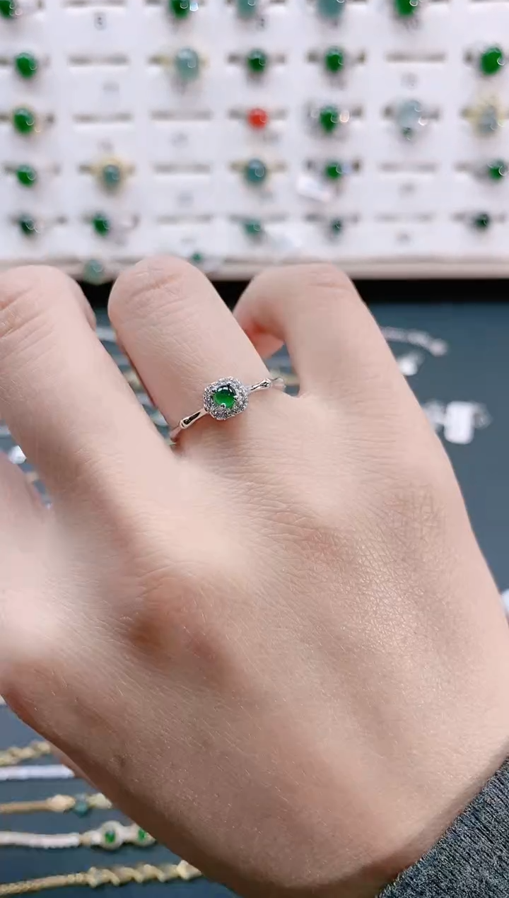 【闪购商品】翡翠戒指银S925镶嵌天然翡翠