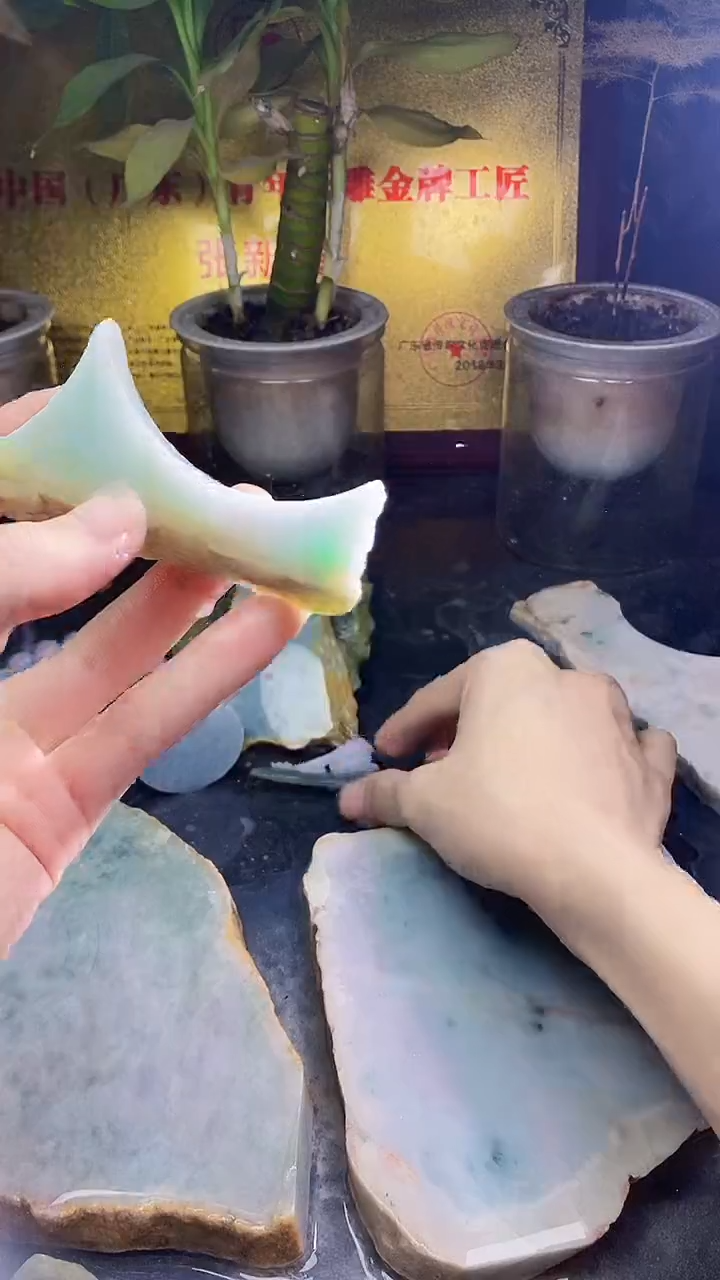 未镶嵌挂件翡翠小雨140