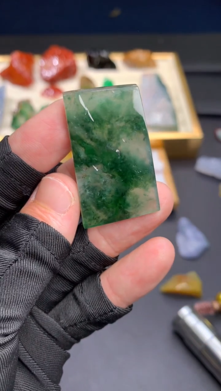 【闪购商品】定制翡翠未镶嵌            