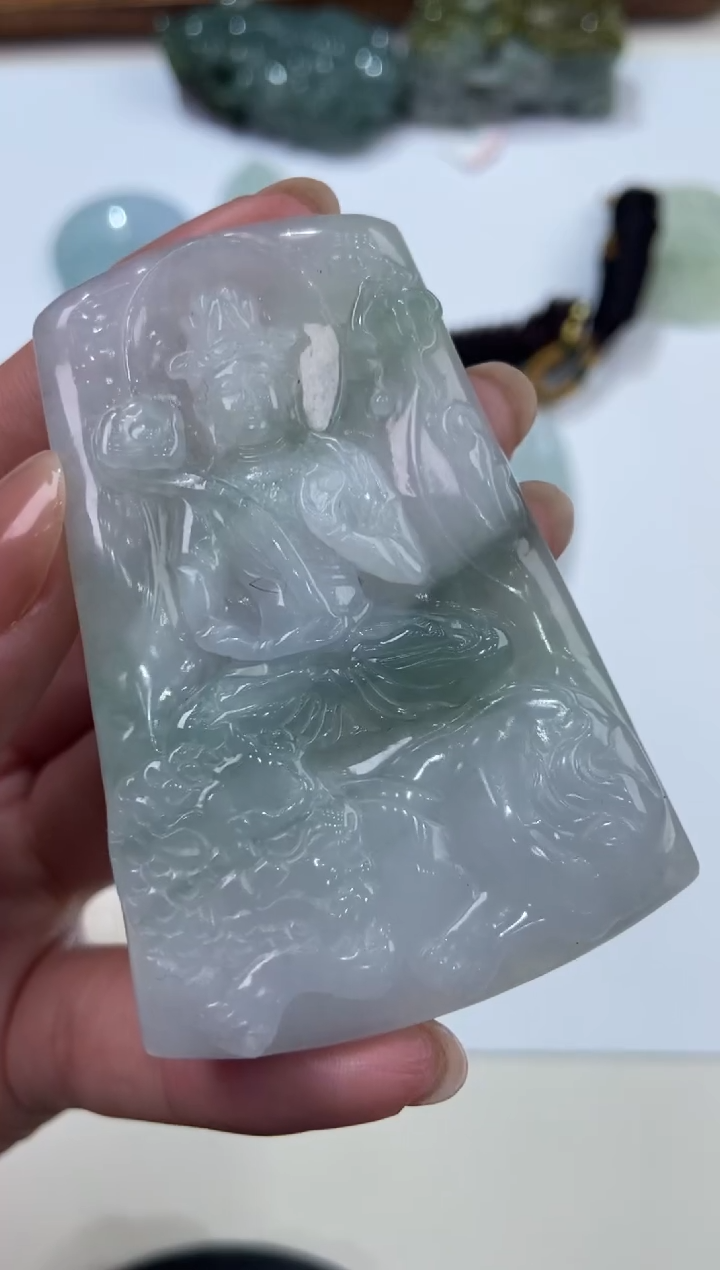【闪购商品】翡翠未镶嵌颈饰2207573
