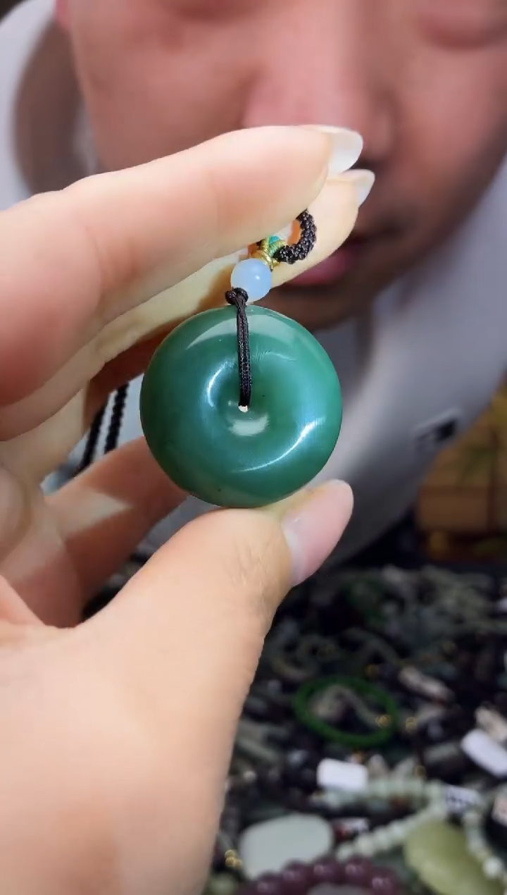 颈饰未镶嵌和田玉多样性发货，拍一发一