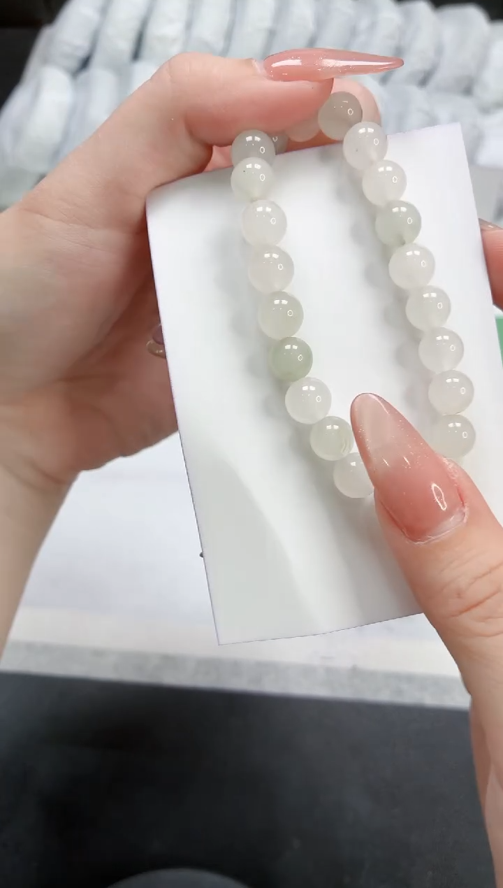 石英质玉手镯未镶嵌196-手链