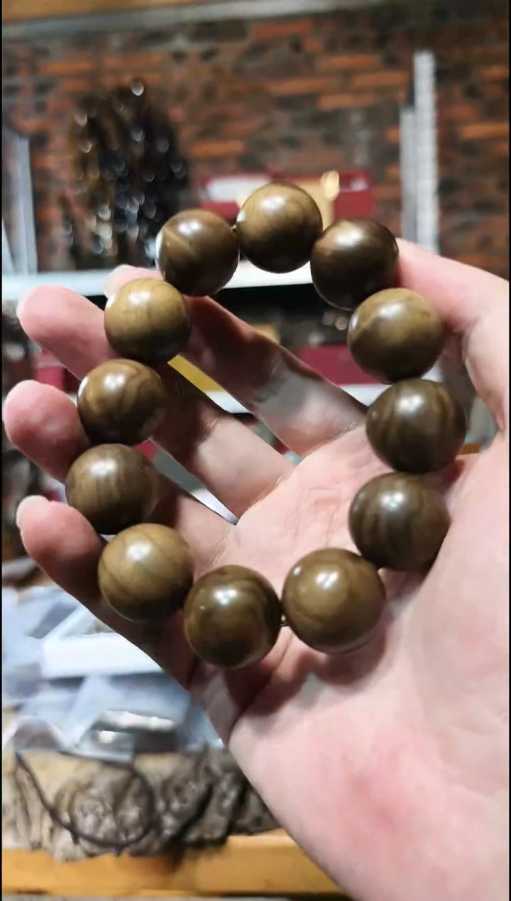 金丝楠2.0阴沉绿带花单圈