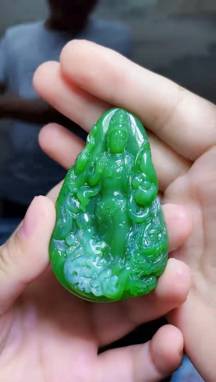 和田玉未镶嵌颈饰1