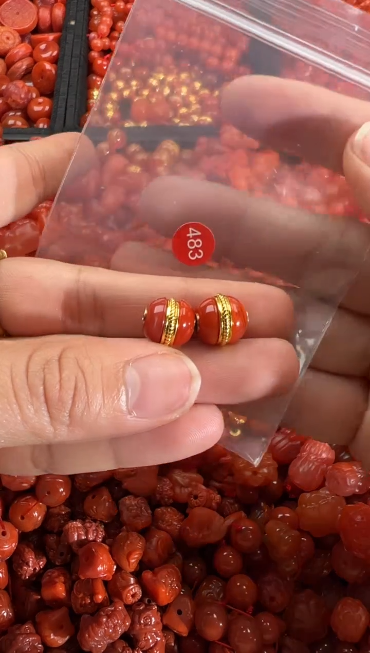 【闪购商品】南红玛瑙颈饰未镶嵌1