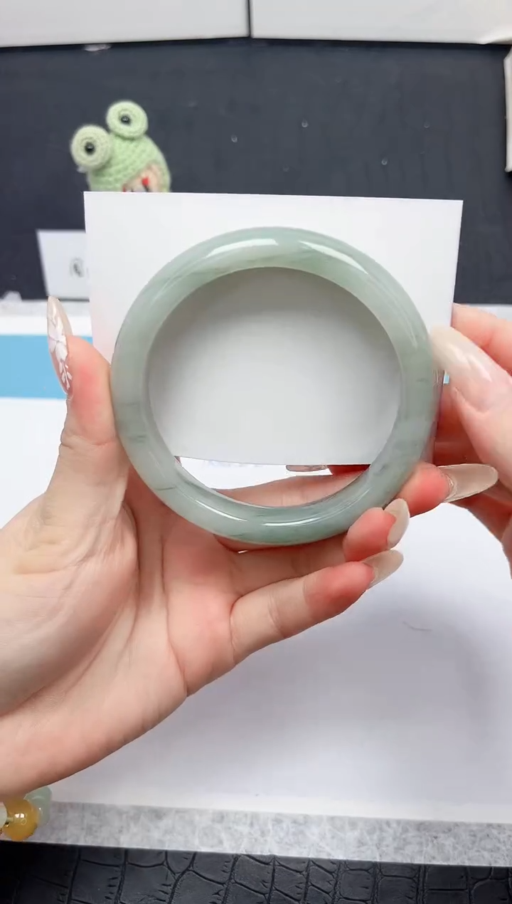 【闪购商品】石英质玉手镯未镶嵌248-62.2