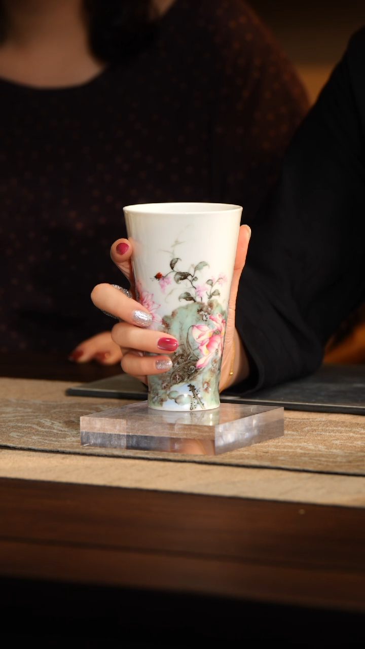 L元煦窑粉彩国画荷花可乐杯新款