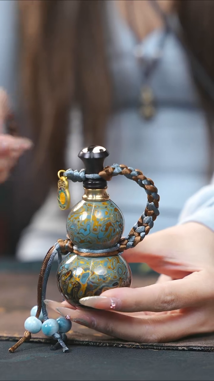 【闪购商品】WK279漆艺精致小手捻(开口）