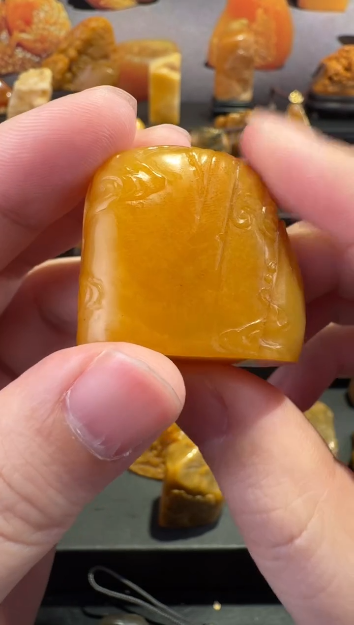 【闪购商品】田黄石半知田黄直播间