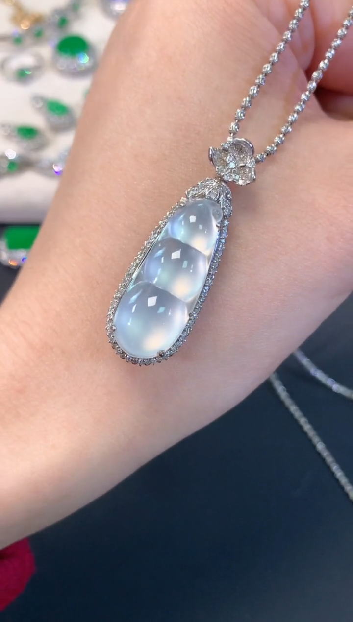 【闪购商品】翡翠吊坠(不含链)18K金镶嵌A56|13800