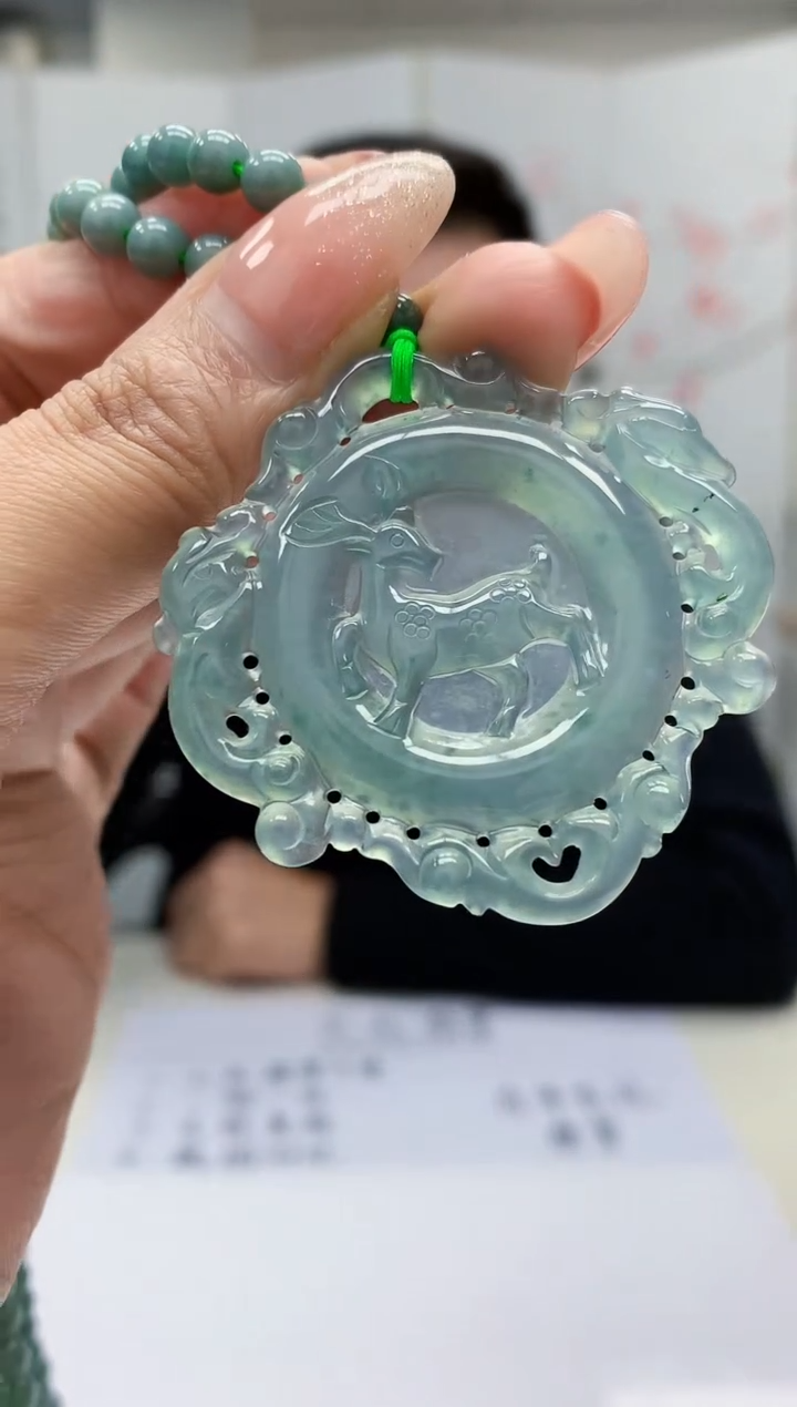 【闪购商品】定制翡翠未镶嵌5152MM-毛货挂件155