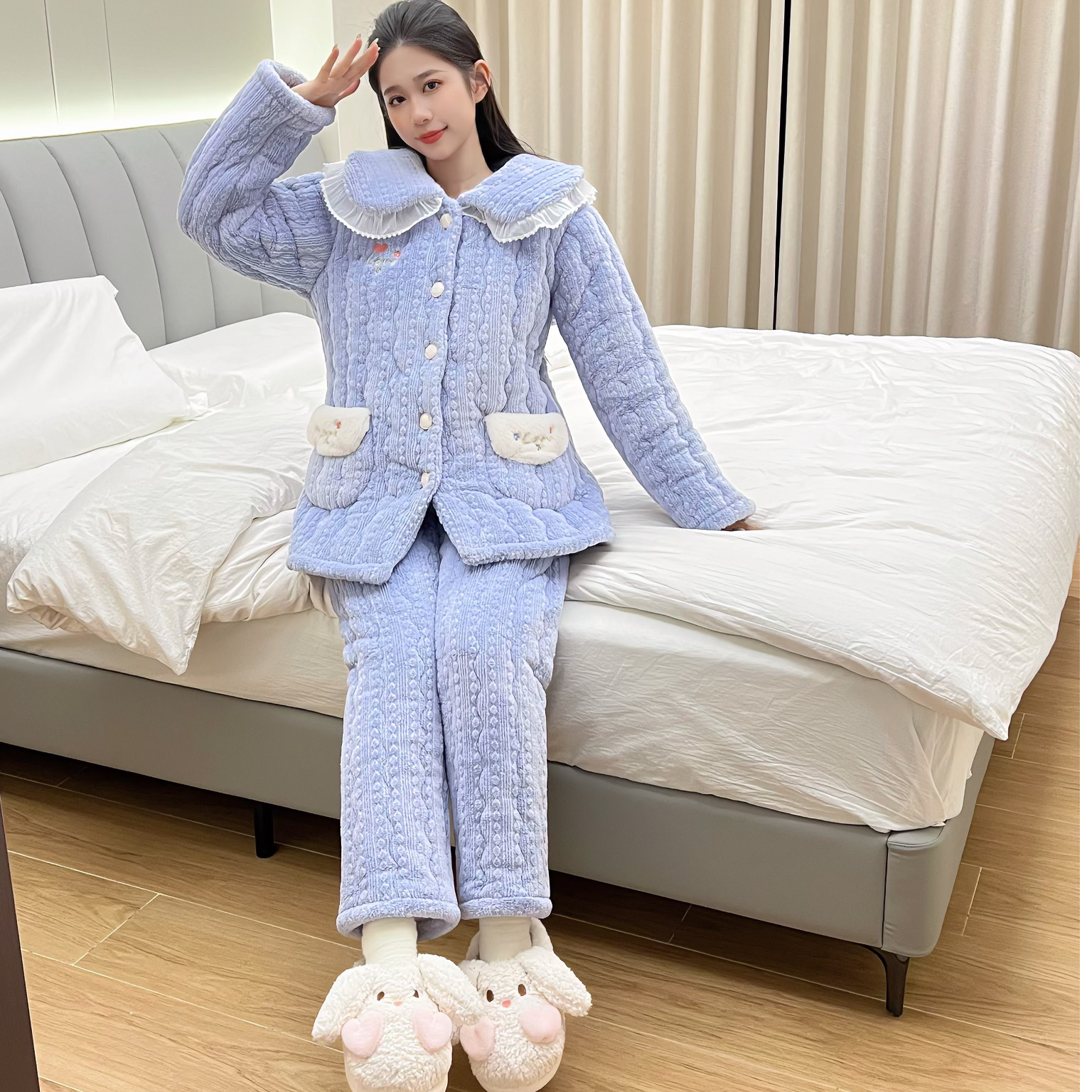 2024新款冬天睡衣女秋冬季保暖三层夹棉加厚加绒珊瑚绒家居服套装