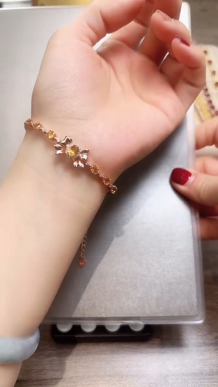 【闪购商品】水晶手镯银S925镶嵌09天然宝石