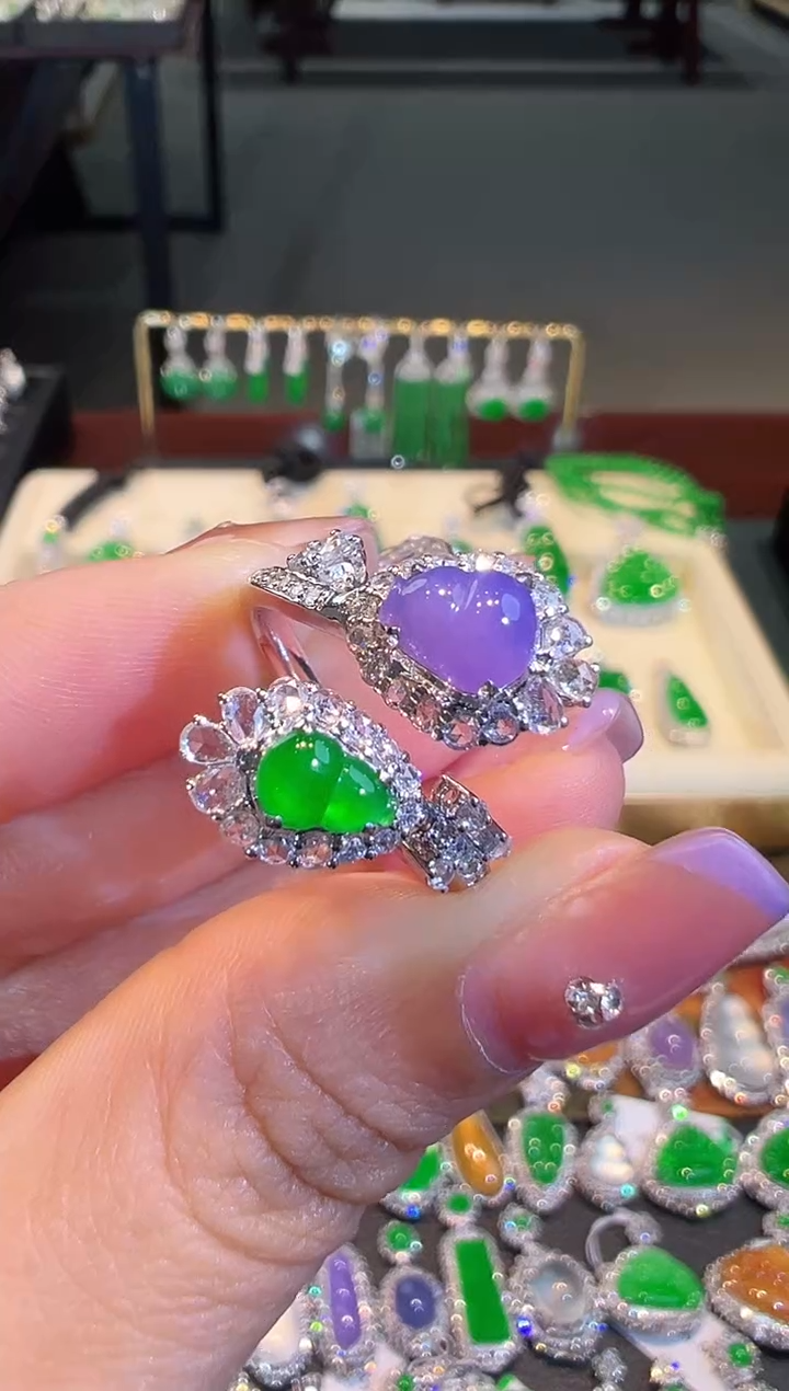 【闪购商品】翡翠戒指18K金镶嵌翡翠