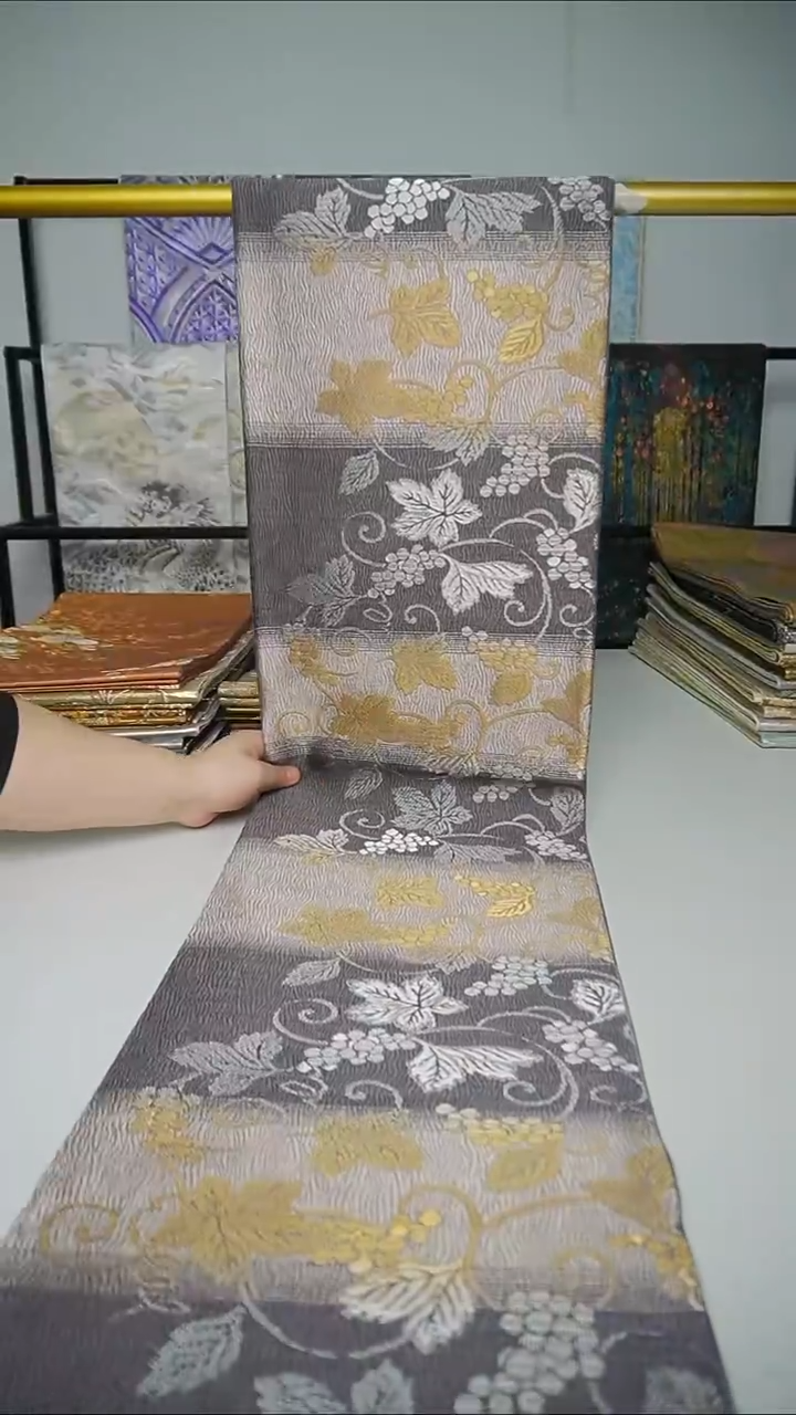 织绣织锦19葡萄叶