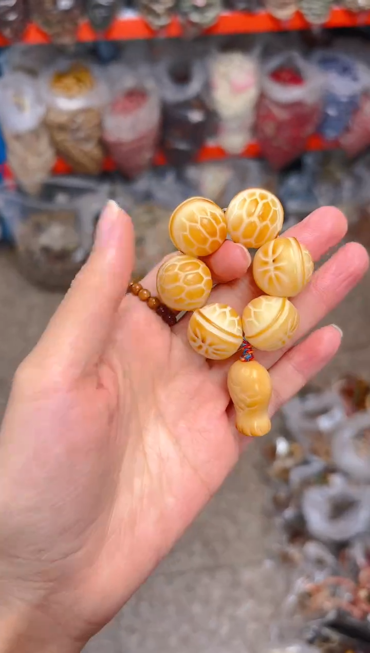 吊坠菩提根/象牙果富甲天下手捻  黄色