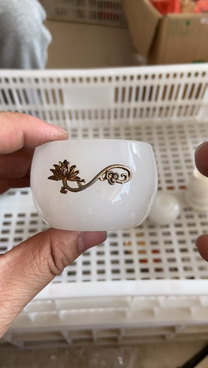 杯无运费险有瑕疵的有点脏介意勿拍