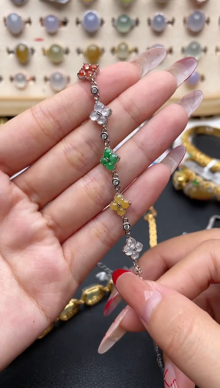 【闪购商品】翡翠戒指银S925镶嵌一物一证一礼盒