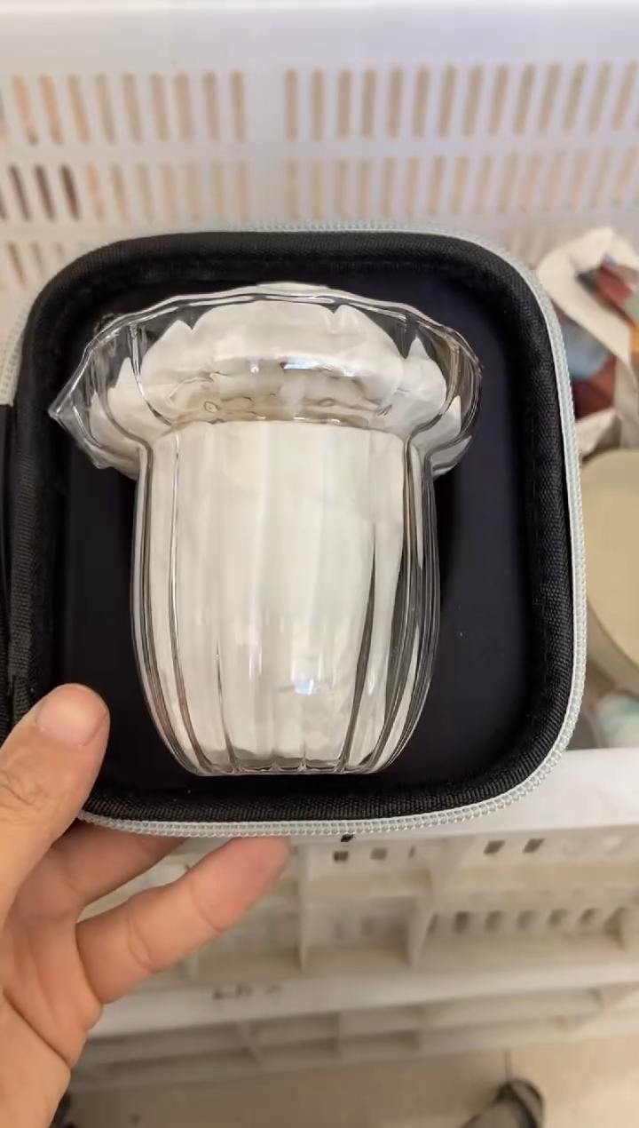 杯无运费险有瑕疵的摄影的产品有使用过的痕迹有点脏介意勿拍