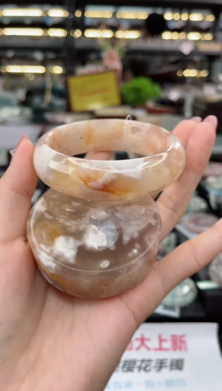 【闪购商品】石英质玉手镯未镶嵌60圈口（赠品镯心）1646559