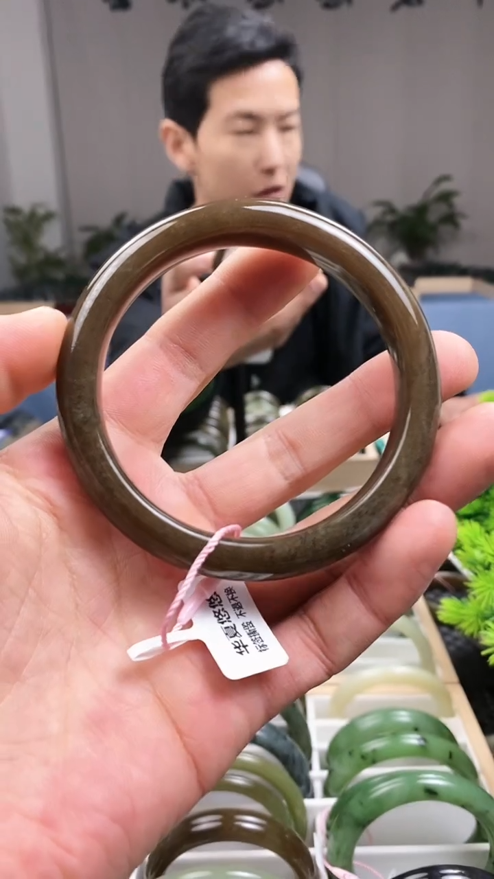 【闪购商品】和田玉手镯未镶嵌63.3