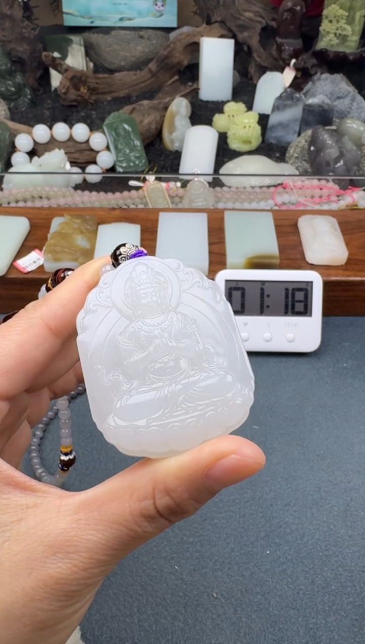 【闪购商品】和田玉未镶嵌颈饰多多