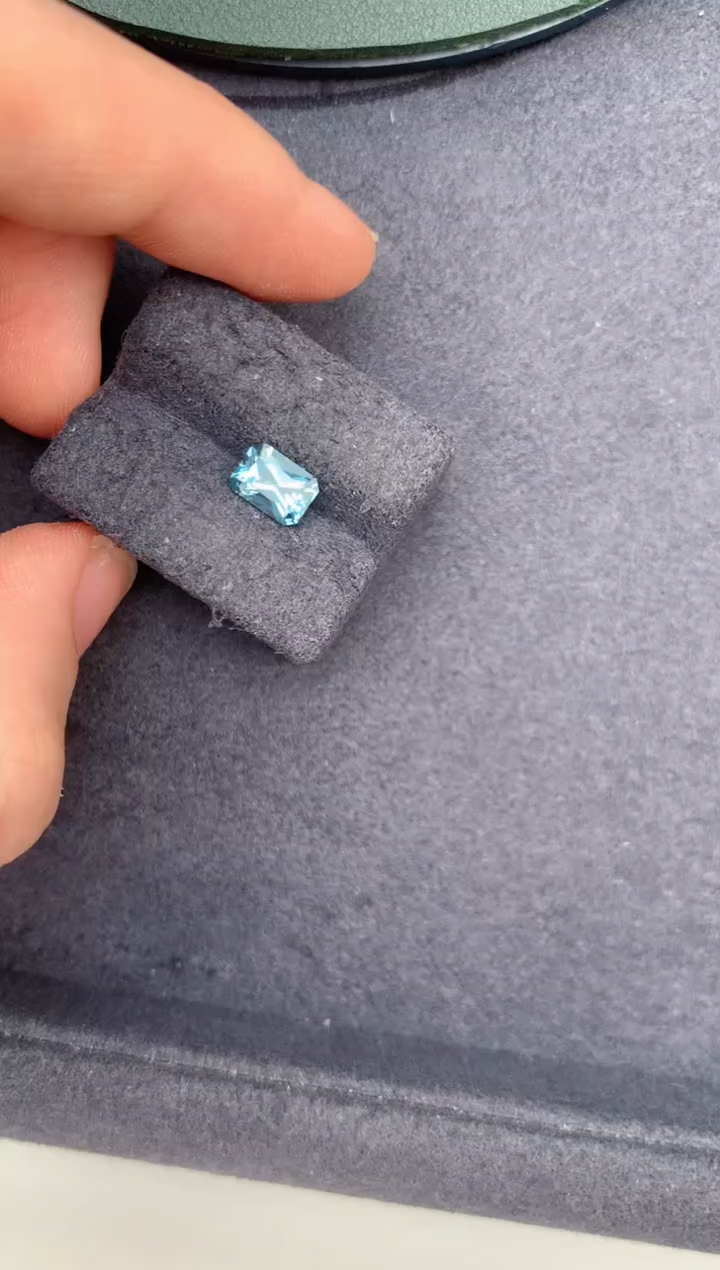 海蓝宝石裸石未镶嵌90分海蓝宝    0095