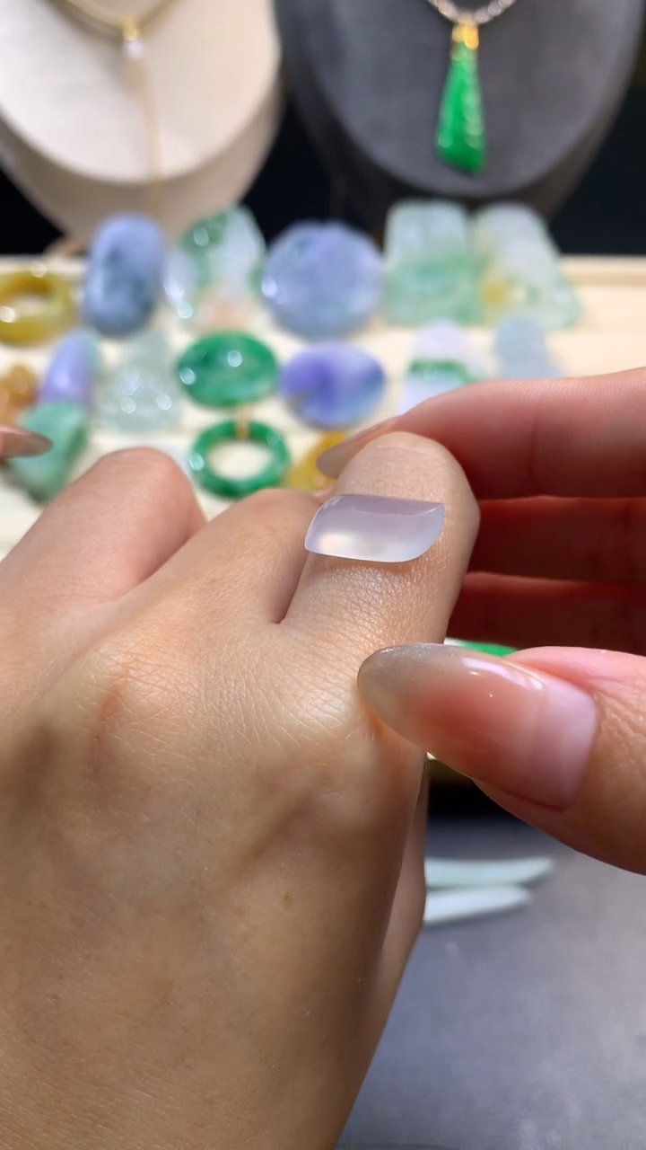 【闪购商品】定制翡翠未镶嵌翡翠