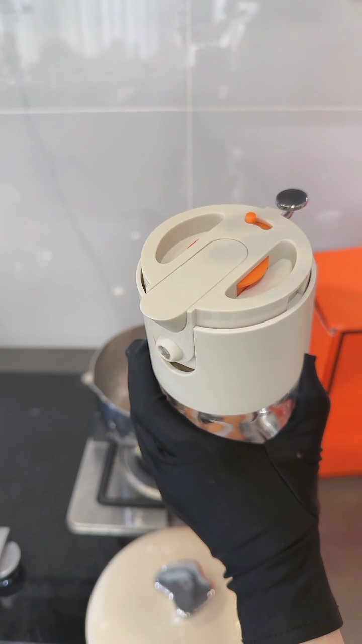 【闪购商品】瓷奶油白油壶-两只装