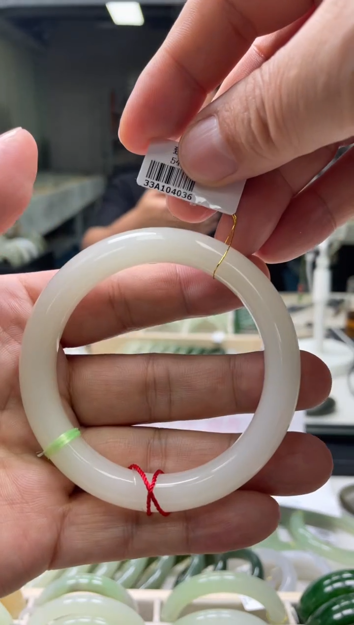 【闪购商品】和田玉手镯未镶嵌编码4036 圈口58-59
