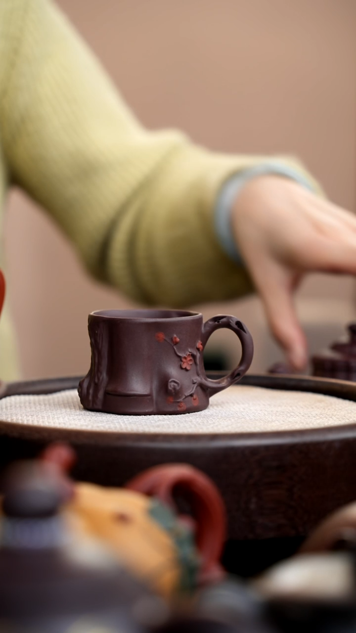 茶壶紫砂紫泥梅桩手把杯红梅