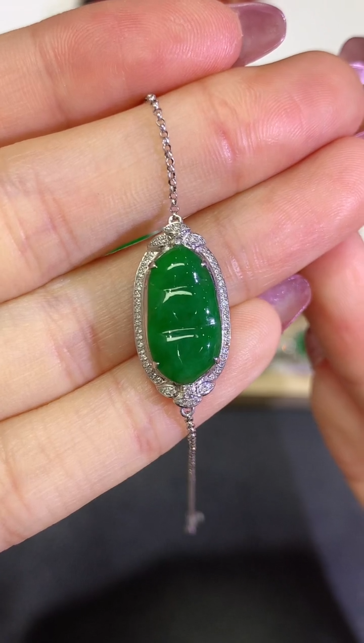 【闪购商品】翡翠颈饰18K金镶嵌5团购