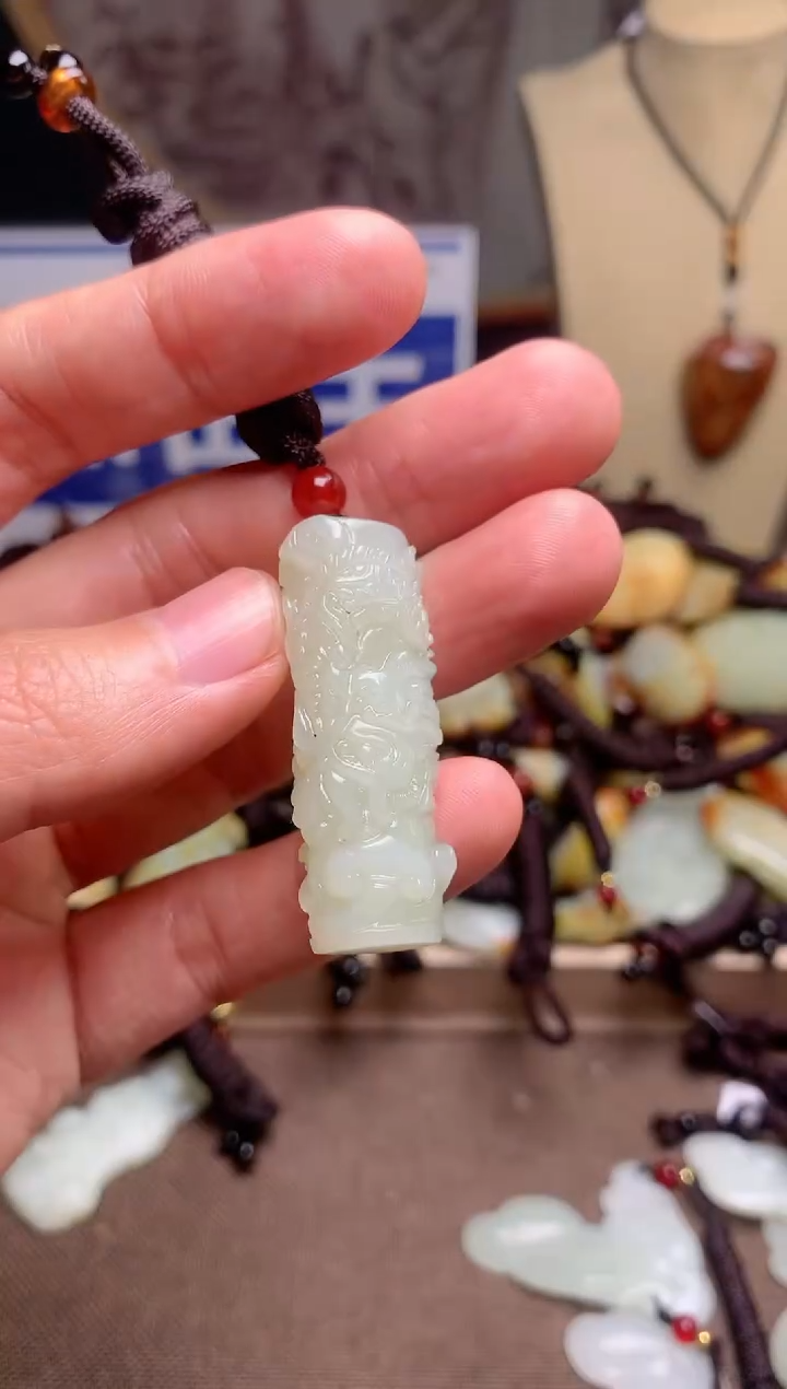 【闪购商品】和田玉颈饰未镶嵌1