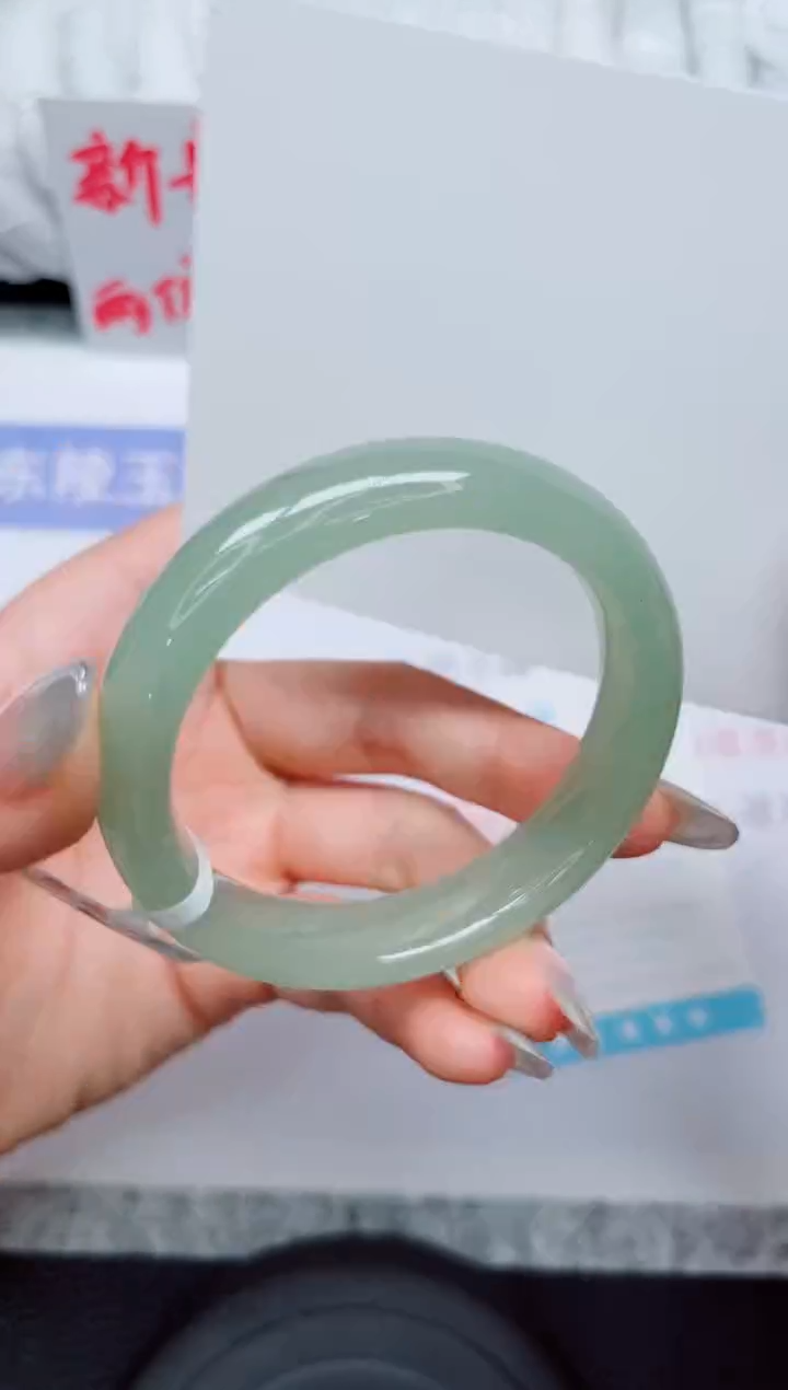 未镶嵌手镯石英质玉222-53.3