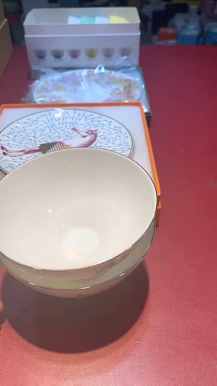 【闪购商品】瓷片锅碗瓢盆一件不剩