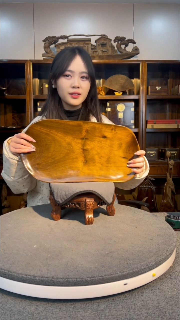 【闪购商品】金丝楠木雕随形果盘1