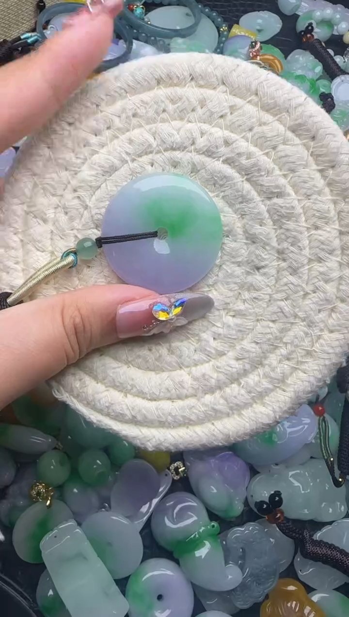 翡翠未镶嵌颈饰天然缅甸翡翠吊坠