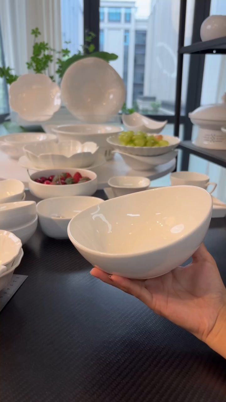 白瓷6.5寸元宝碗大碗瓷碗