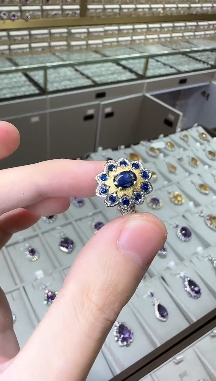 【闪购商品】蓝宝石戒指银S925镶嵌5*7mm设计款