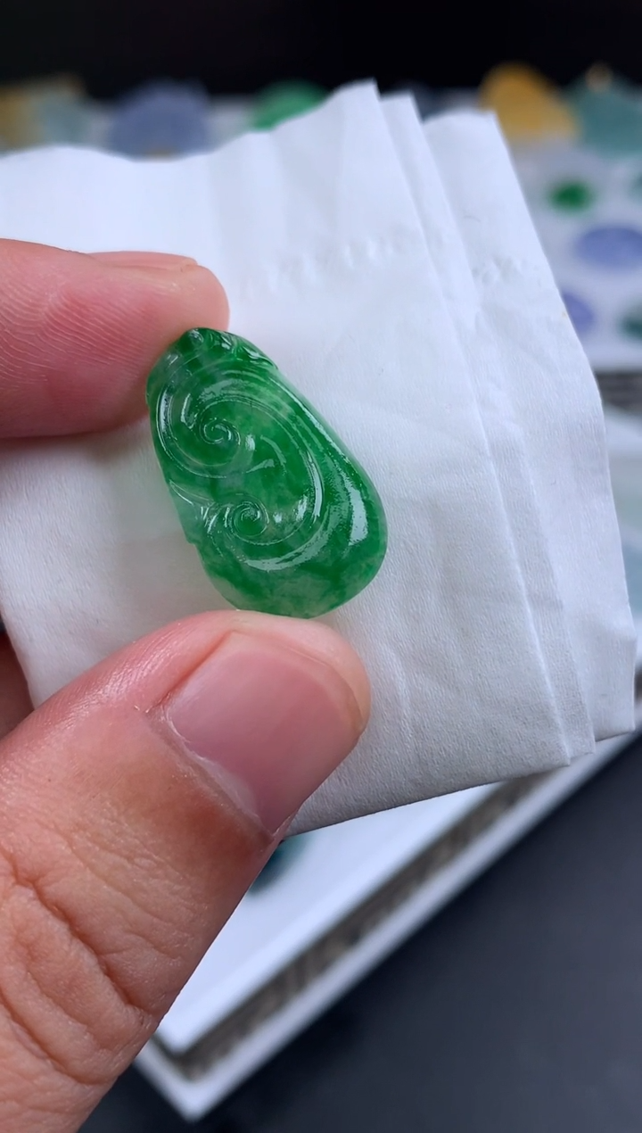 【闪购商品】定制翡翠未镶嵌翡翠