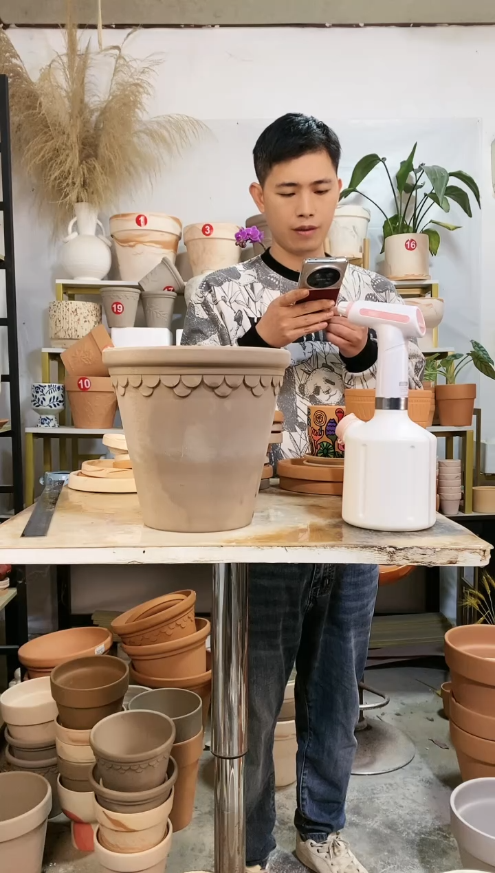 【闪购商品】红陶瑕疵无售后25*23灰陶巴洛克 1盆无托