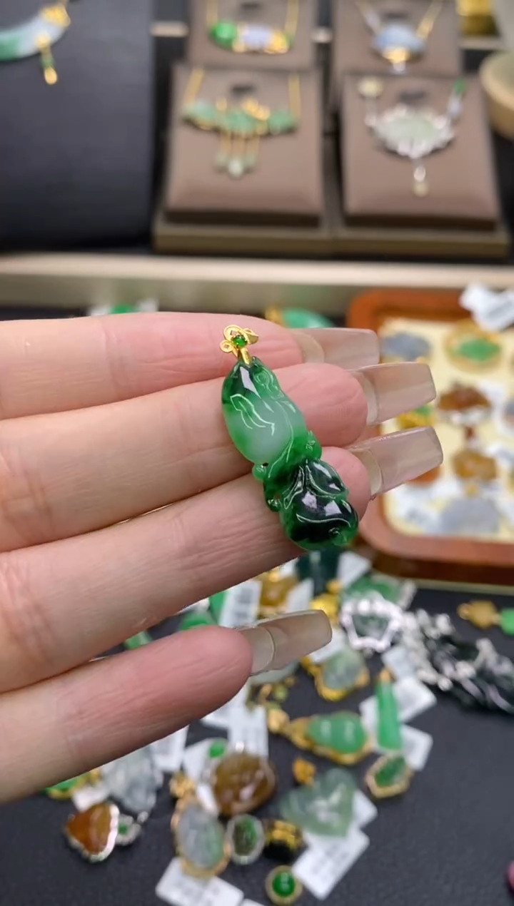 【闪购商品】翡翠颈饰18K金镶嵌净货18430
