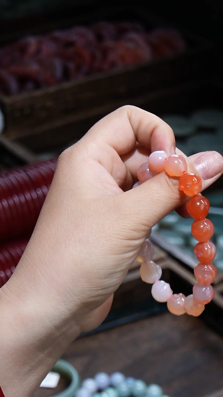 【闪购商品】玛瑙/玉髓手串未镶嵌0003